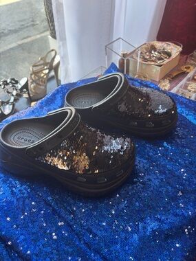 CROCS Sequin Classic Clog - Black